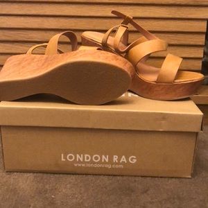Tan Wedges